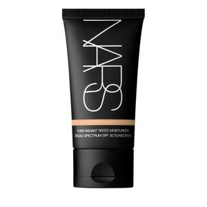 Tinted Moisturizer- Groenland (Light 3)